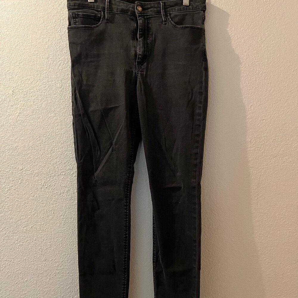 Joe's Flawless Charlie high rise skinny jeans size 30 - gently worn